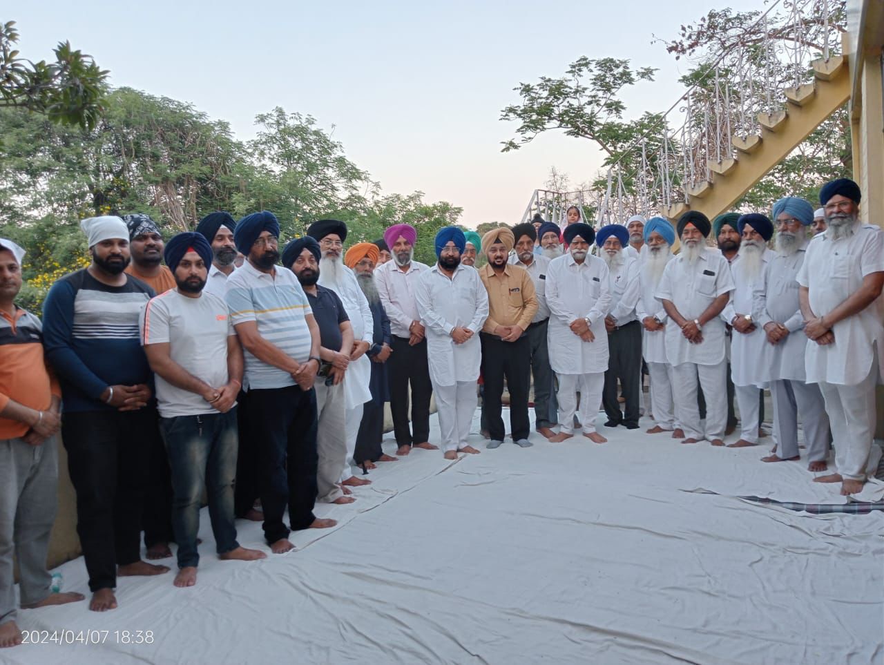 The Guru Nanak Mission Service Society will now open a charitable dispensary, a blood test laboratory and a third Kartarpur Sahib Yatra Center at Adda Larian Rahon.